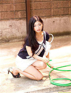 年轻女教师6