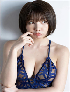 内心强大的美女白川